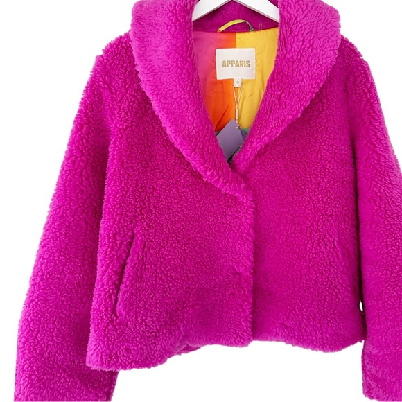 Apparis • Fiona Sherpa Short Jacket - Picture 10 of 14